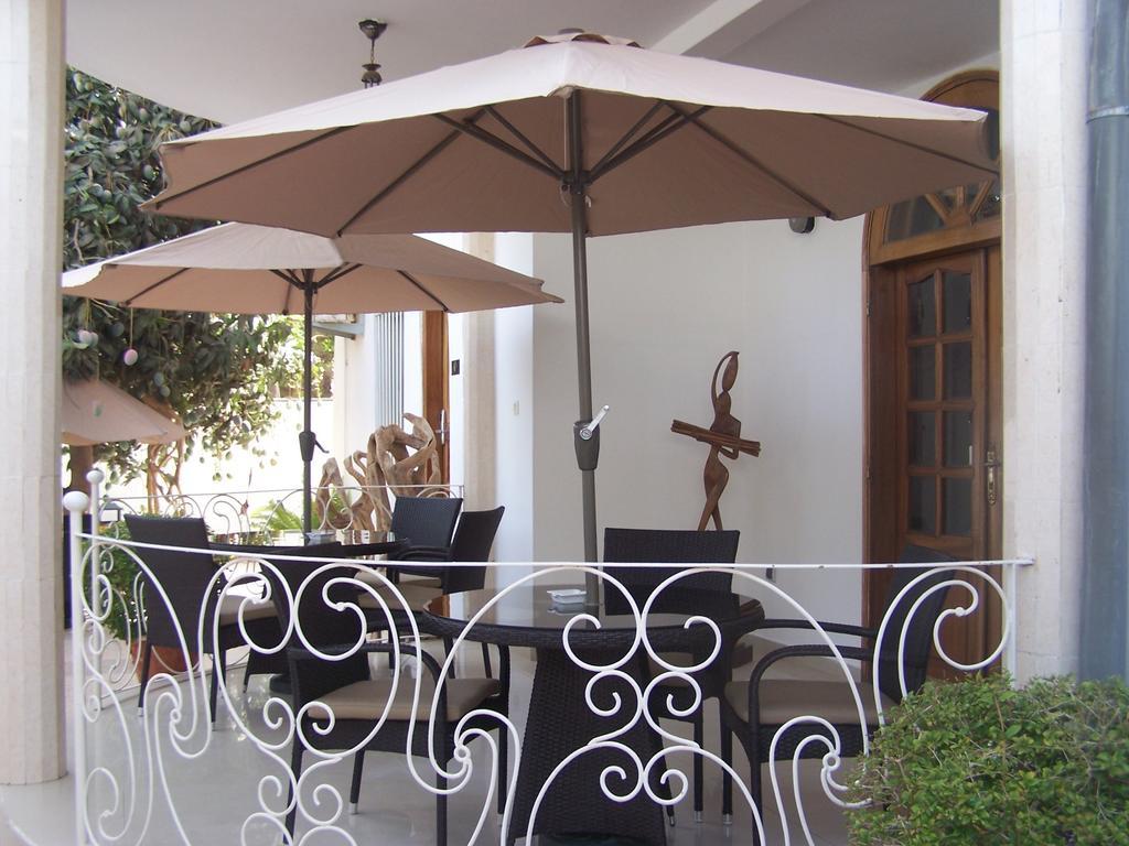 Bed & Breakfast Mermoz 3*